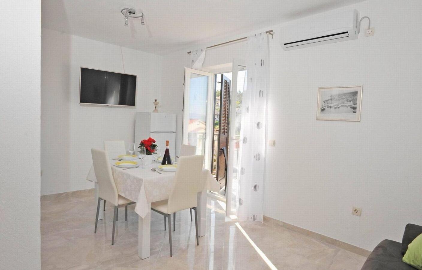 Apartment Mato Sutivan Exterior photo